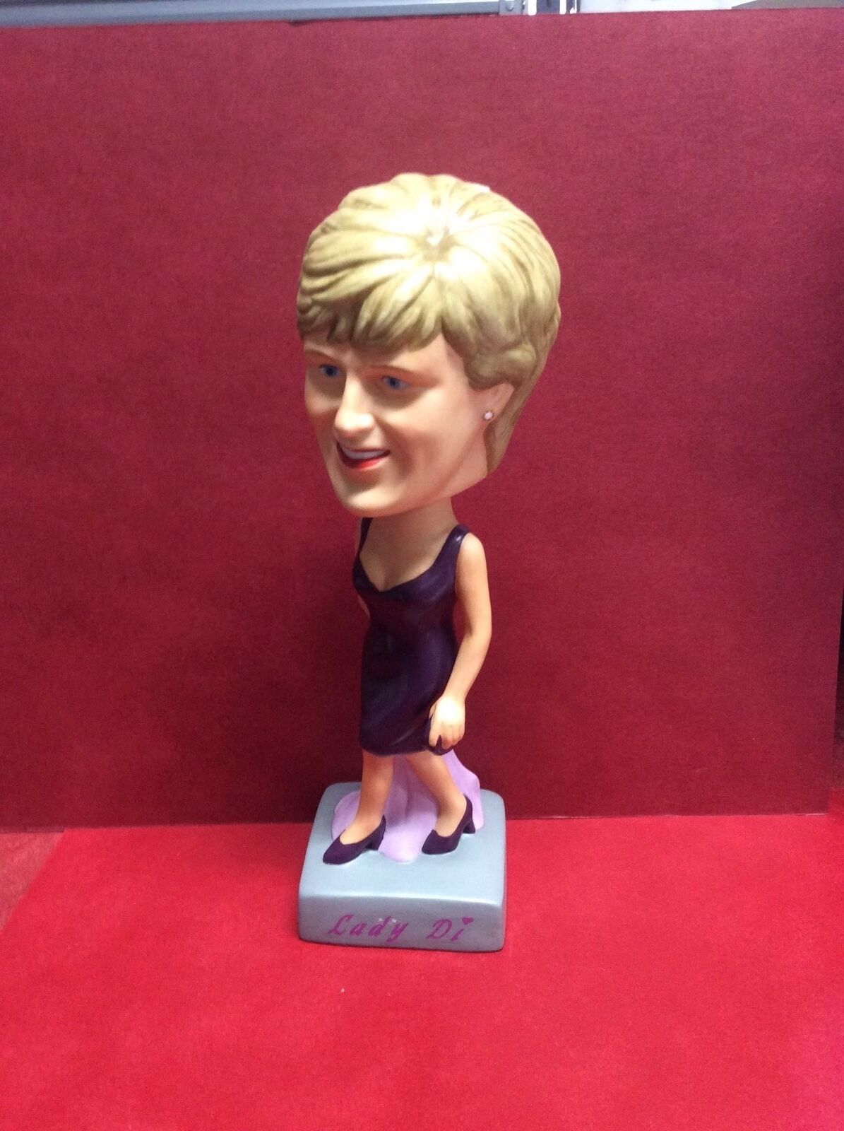 PRINCESS DIANA Bobble Head 1996 LIMITED EDITION #806/1,000 SAM bobble head RARE