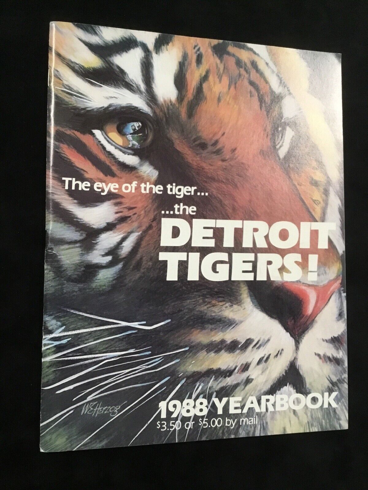 1988 Detroit Tigers Yearbook NM Condition