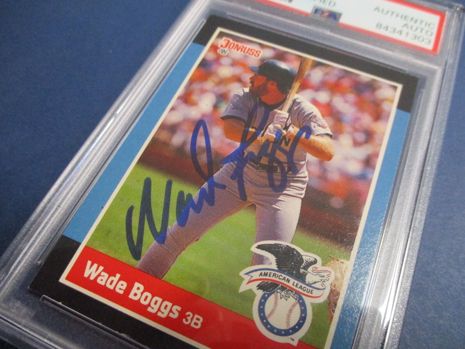 Wade Boggs MLB Boston Red Sox Autographed Signed 1988 Donruss Card #7 PSA Slab