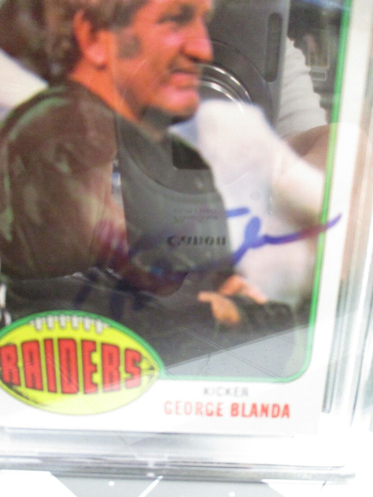 George Blanda Autographed 1976 Topps Card  JSA Stickered Signed PSA 84334770