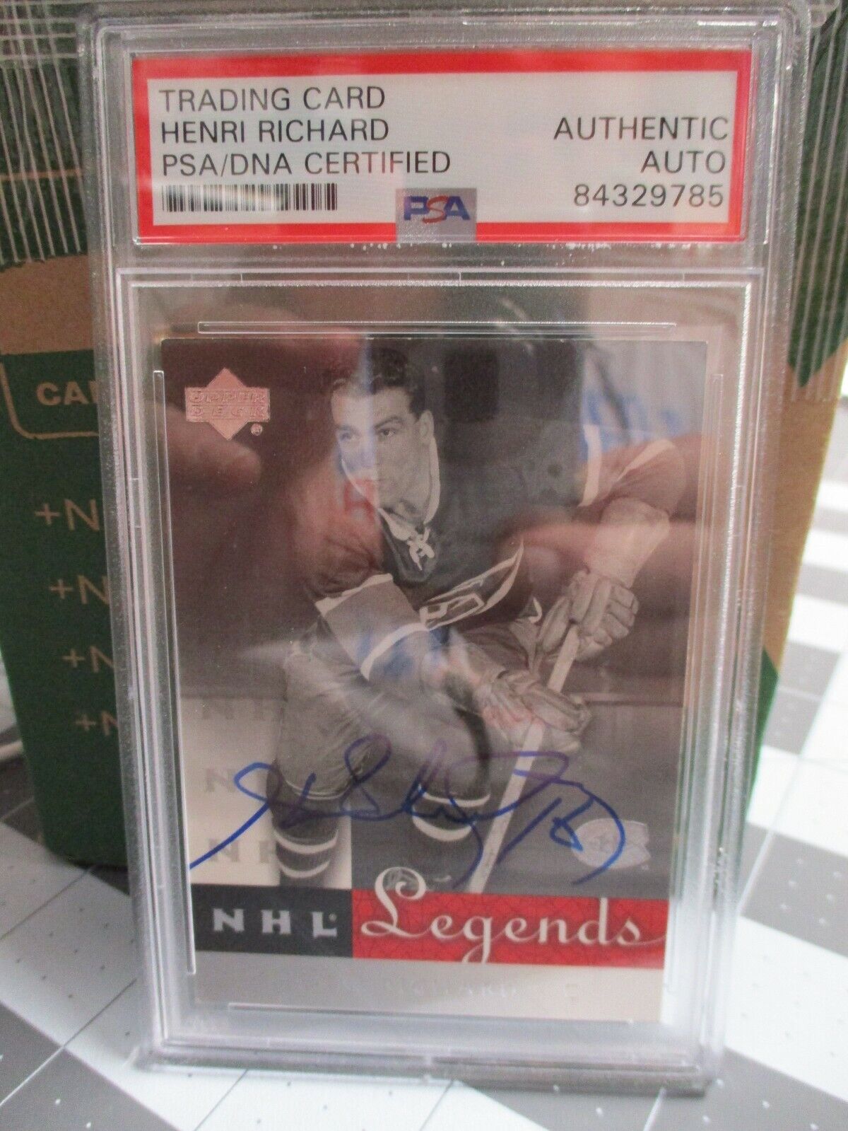 Henri Richard autographed 2001 UD Legends Card  #16 PSA SLABBED  #84329785