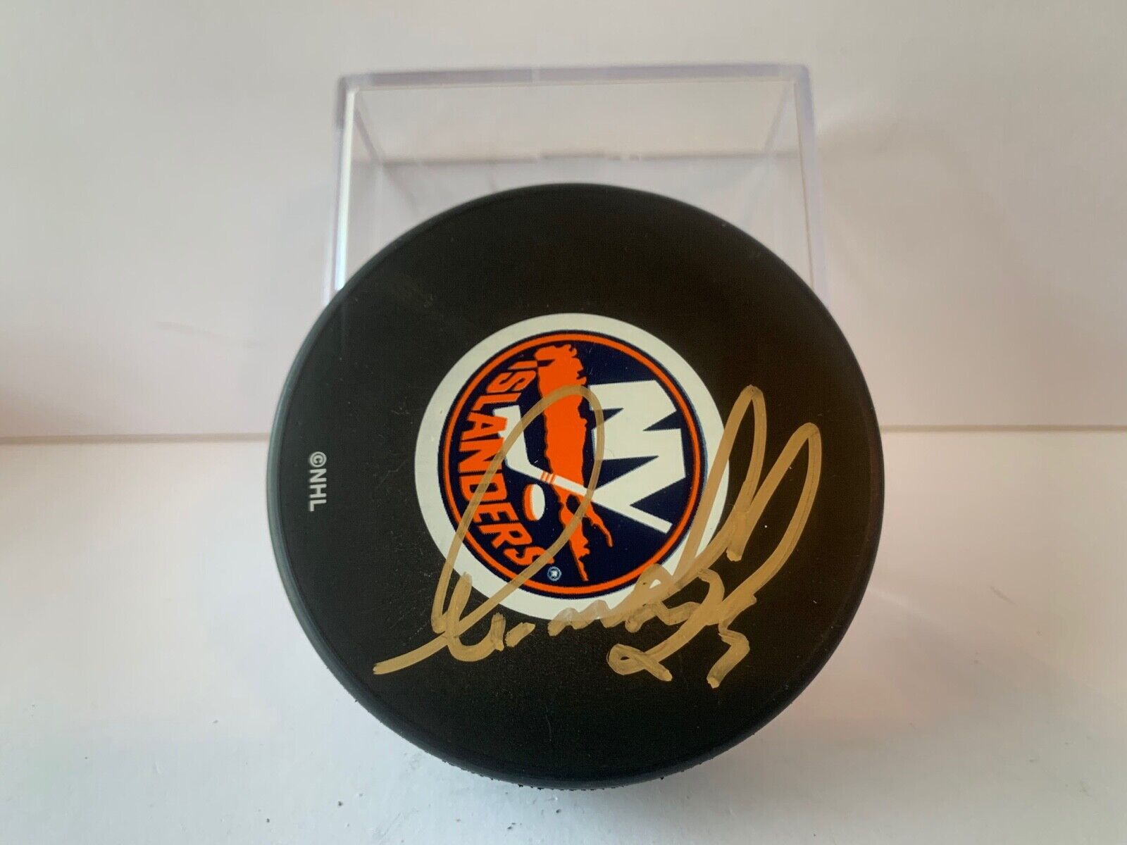 Radek Martinek Autographed Official NHL Hockey Puck B New York Islanders Logo