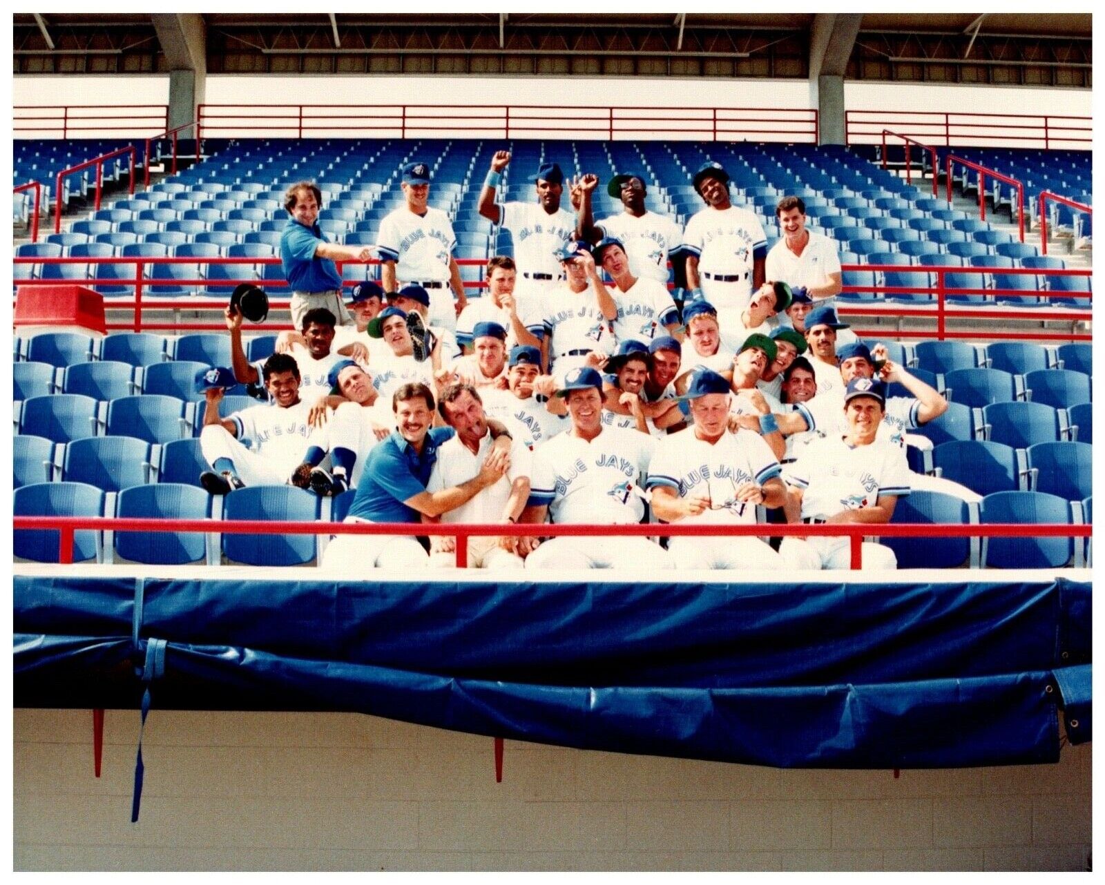 1990 Dunedin Blue Jays Silly Team Photo 8x10 Sports Photo B Unsigned Jeff Kent