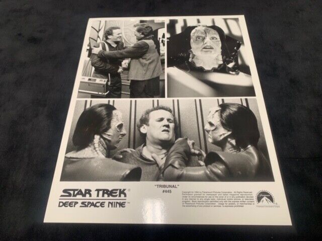 Star Trek Deep Space Nine 8x10 B&W Photo of Tribunal #445 Photo B