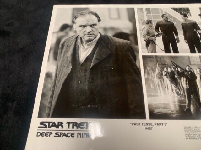 Star Trek Deep Space Nine 8x10 B&W Photo of Past Tense Part 1 #457