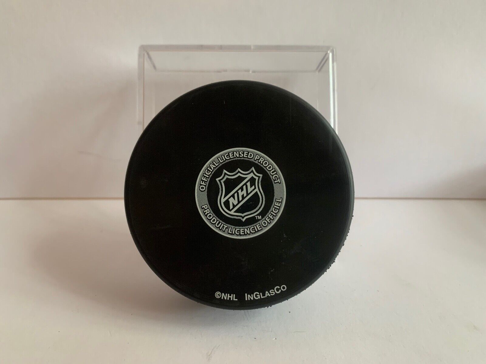 Mike Knuble Autographed Official NHL Hockey Puck with Philadelphia Flyers Logo