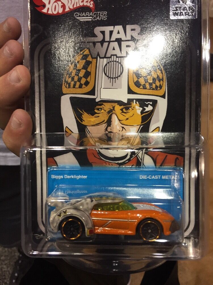 STAR WARS CELEBRATION ORLANDO 2017 HOT WHEELS BIGGS DARKLIGHTER CHARACTER CAR