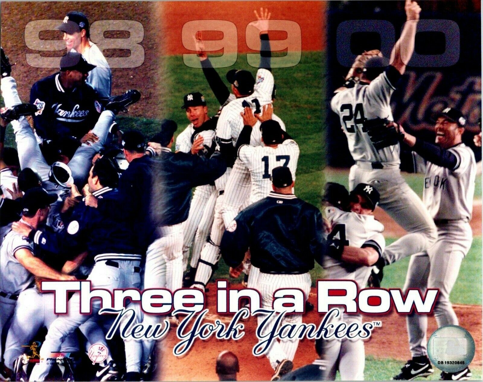 New York Yankees World Series 3 in a row Unsigned PF 8x10 Photo WS Hologram