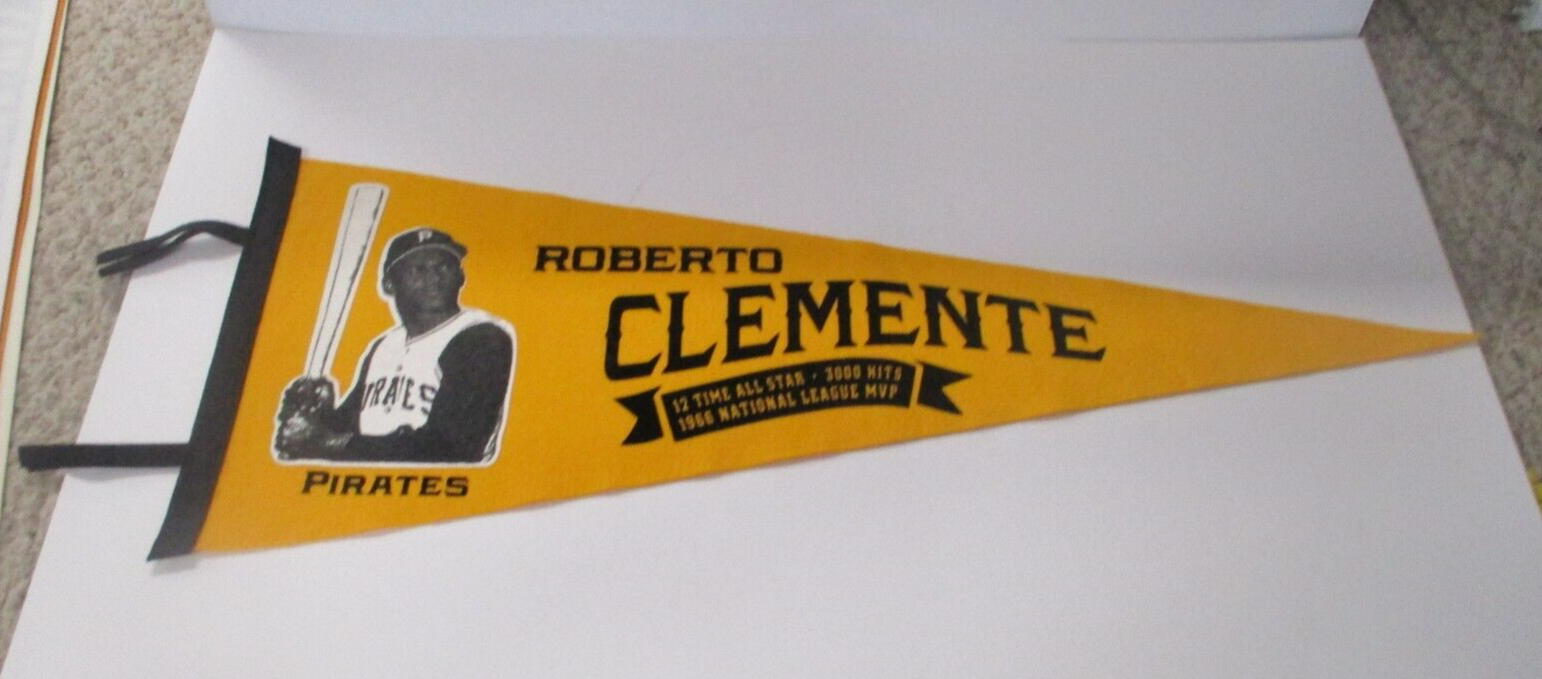 Roberto Clemente Official Flag Pennant 12 Time All Star 1966 NL MVP 3000 Hits