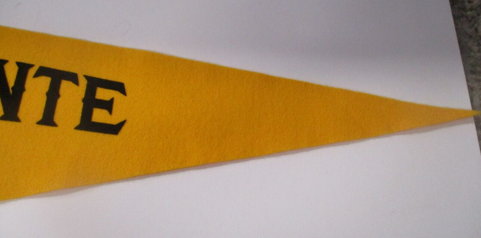 Roberto Clemente Official Flag Pennant 12 Time All Star 1966 NL MVP 3000 Hits