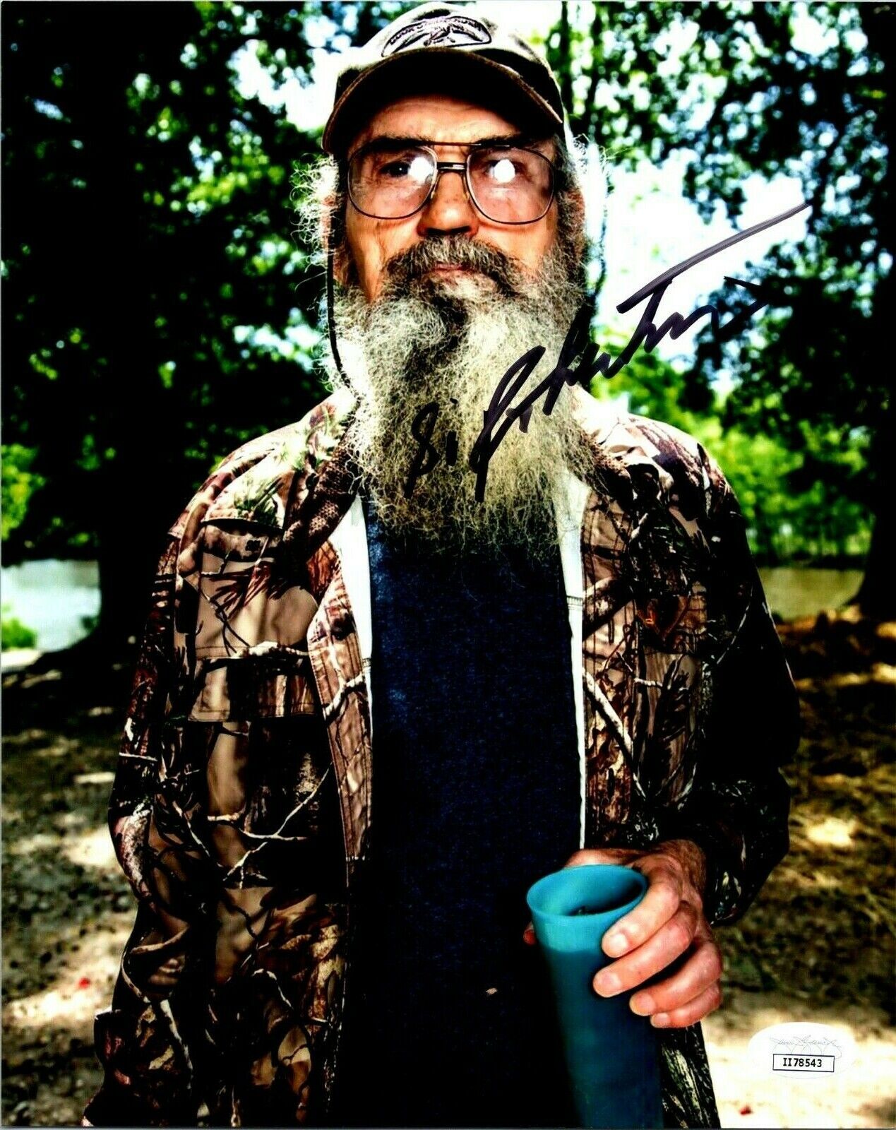 Si Robertson Duck Dynasty Autographed 8x10 Color Photo JSA COA #II78543