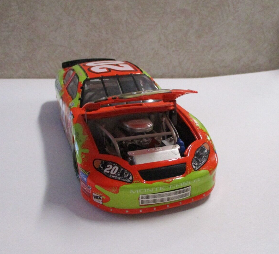 Nascar 2004 Tony Stewart 1:24 Scale LE Shrek 2 Movie Diecast Nascar Action NIB