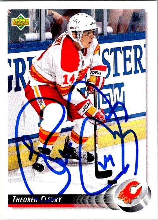 Theoren Fleury Calgary Flames Hand Signed 1992-93 UD Hockey Card #285 NM-MT