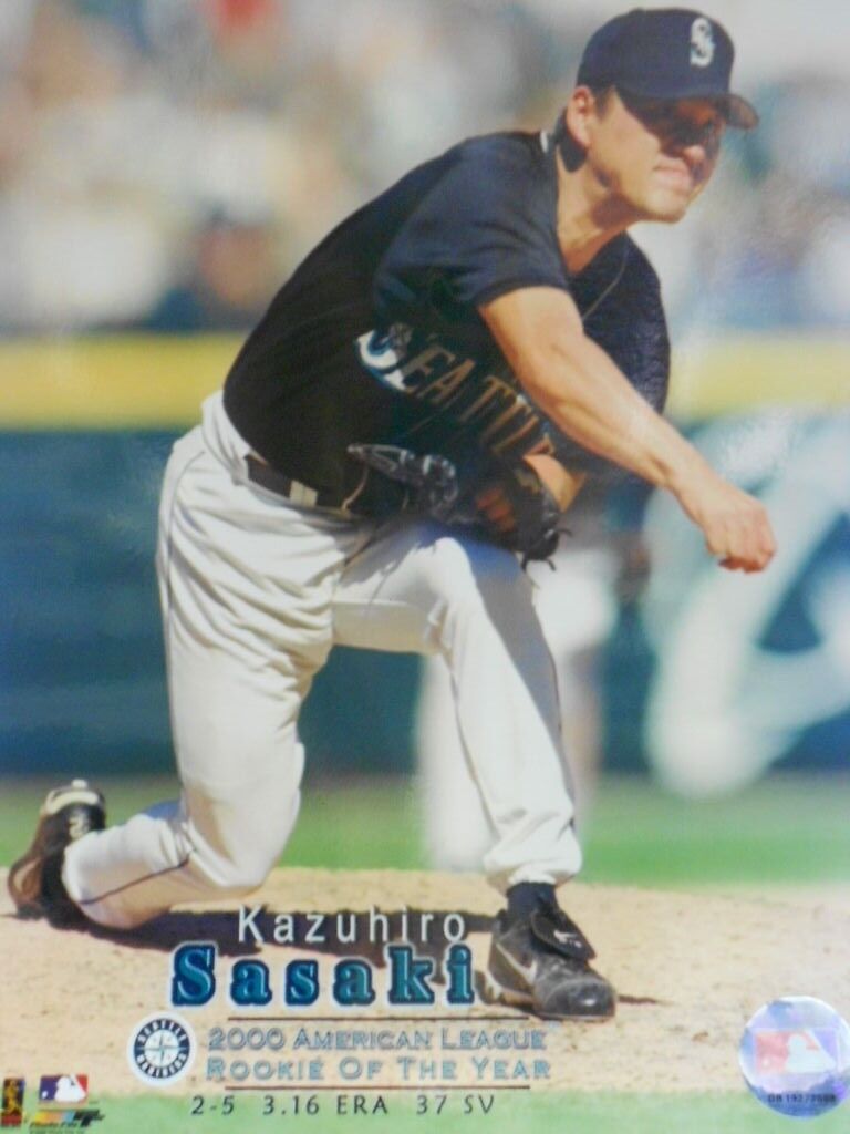 Kazuhiro Sasaki Seattle Mariners 8x10 COLOR Photo  Rookie of the Year Photo