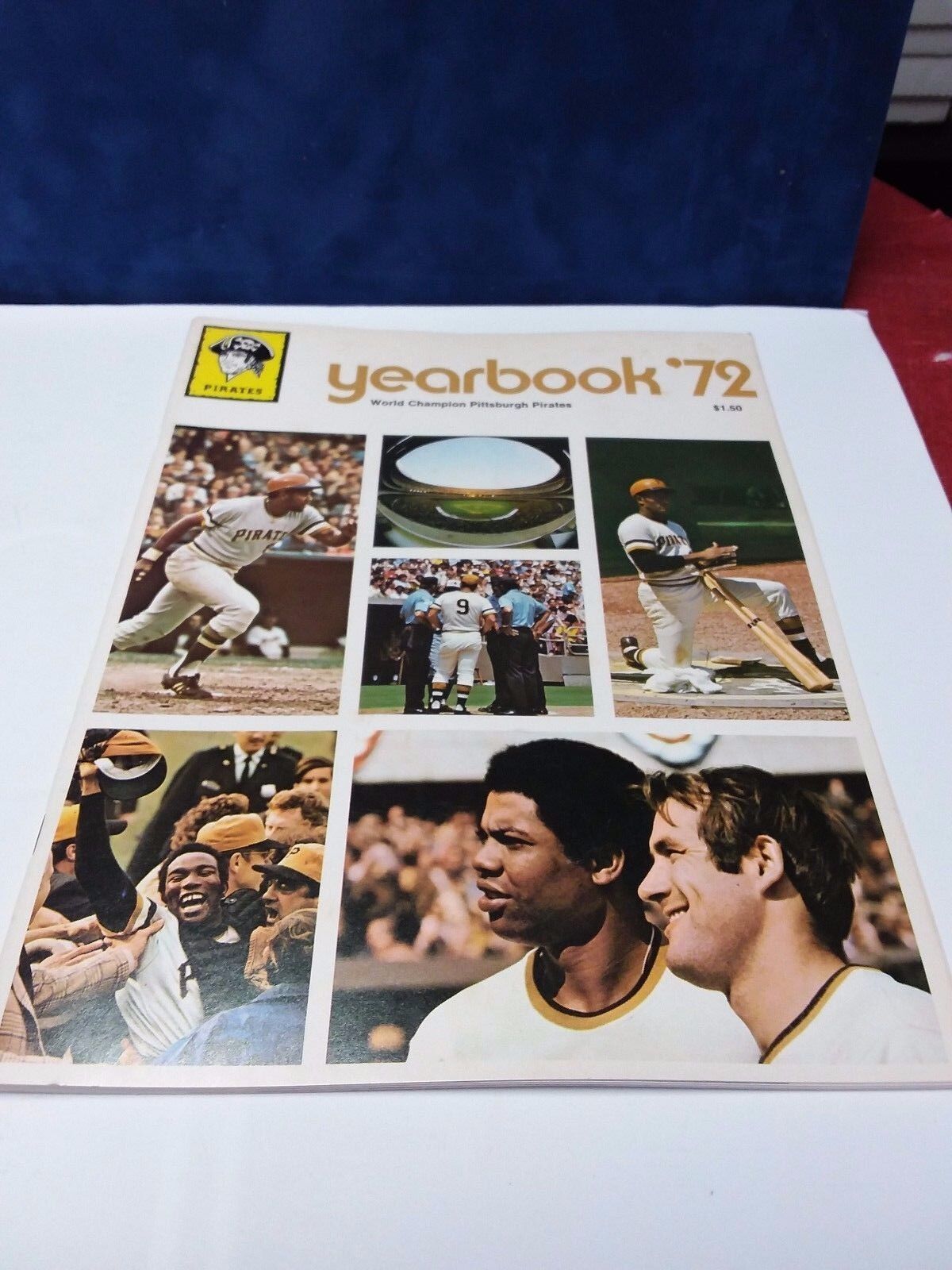 1972 Pittsburgh Pirates Official Yearbook  near mint condition