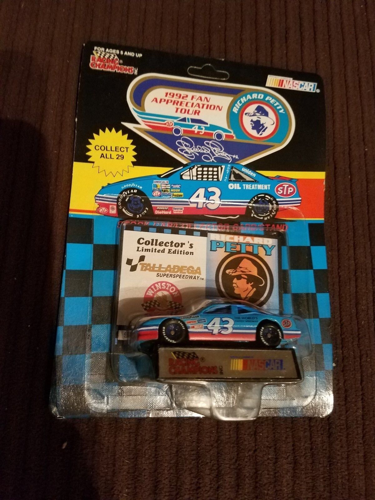 Richard Petty #43 1992 Fan Tour Diecast Car Talladega Winston 500