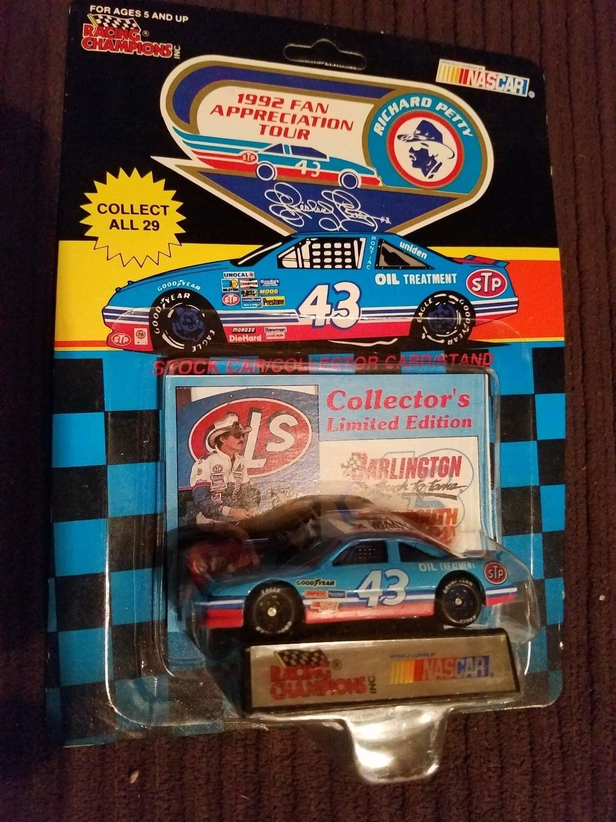 Richard Petty #43 1992 Fan Tour Die Cast Car Darlington Transouth 500