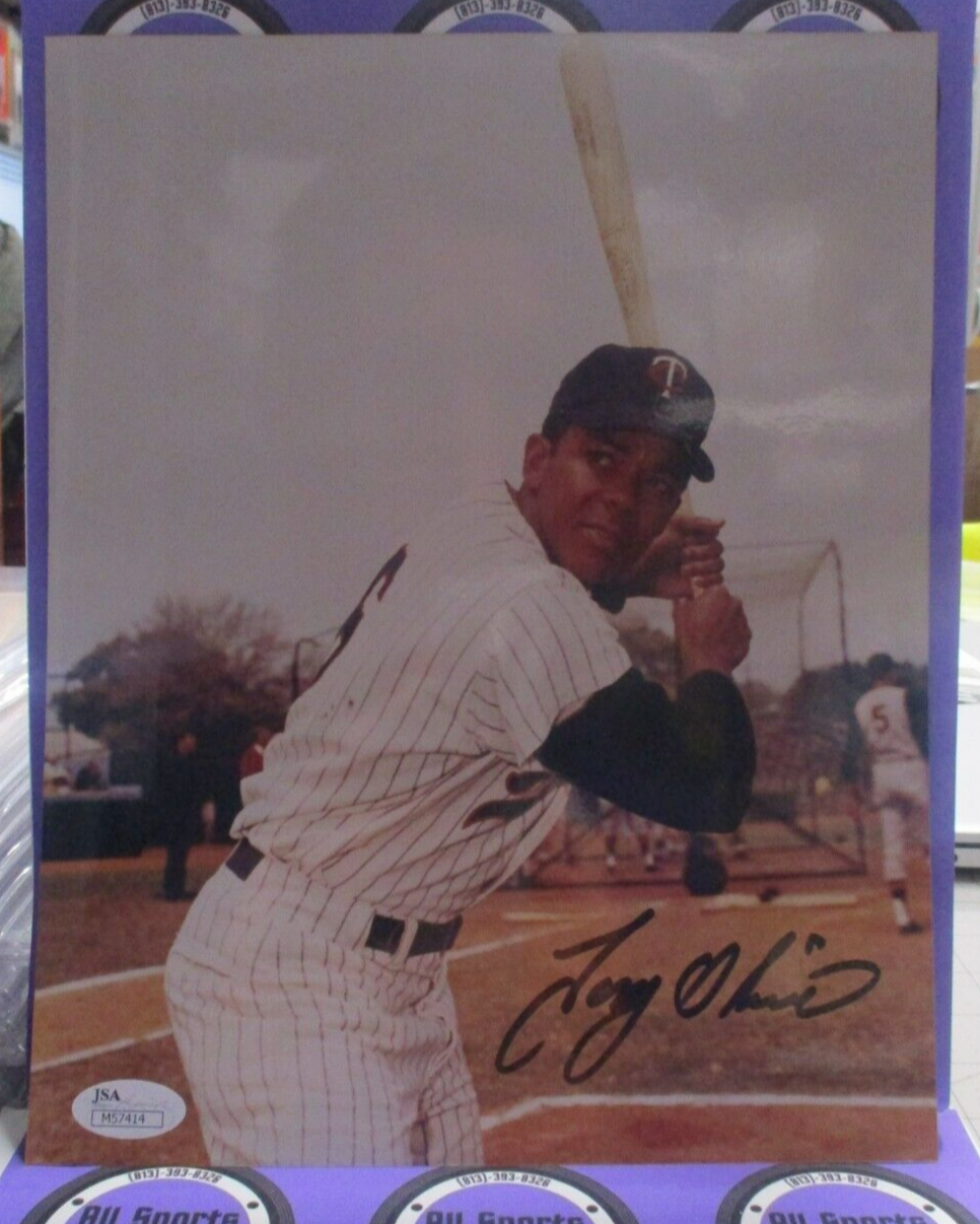 Tony Oliva Minnesota Twins Autographed Signed 8x10 Photo JSA COA #M57415 MLB