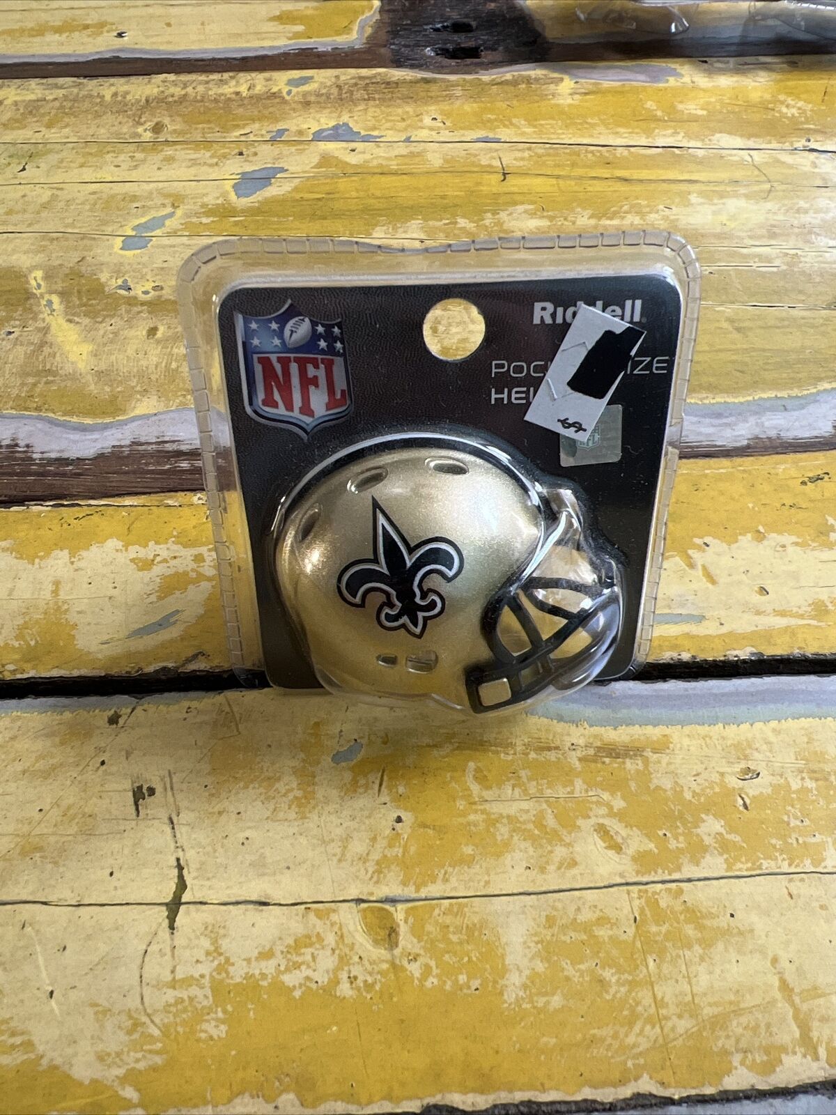 NFL New Orlean Saints Riddell Pocket Size Helmet New In Package Licensed