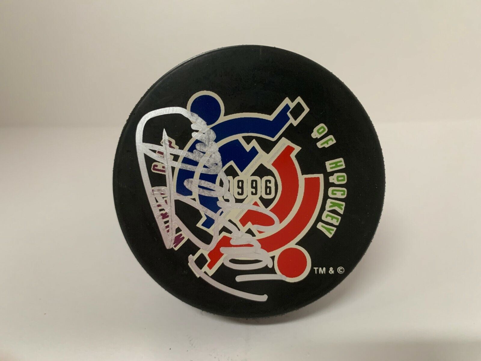 Teemu Selanne Autographed Signed 1996 World Cup Hockey Puck PSA COA #AI16756