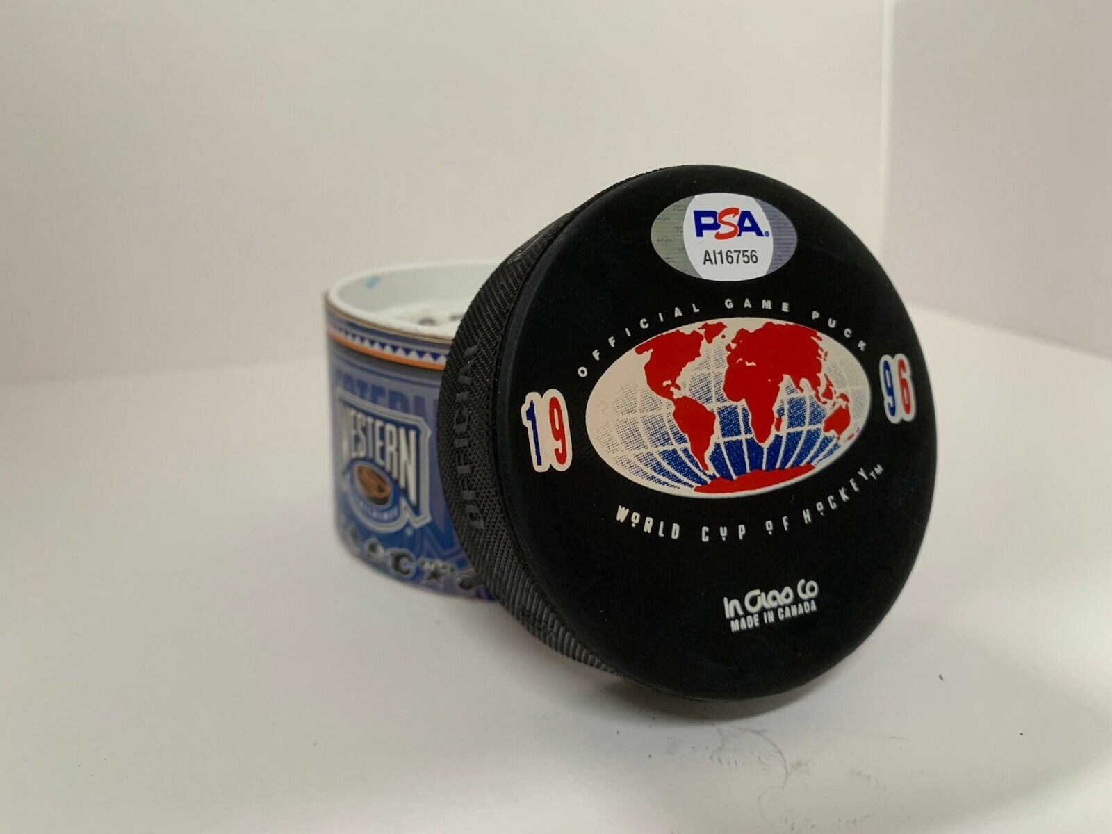 Teemu Selanne Autographed Signed 1996 World Cup Hockey Puck PSA COA #AI16756