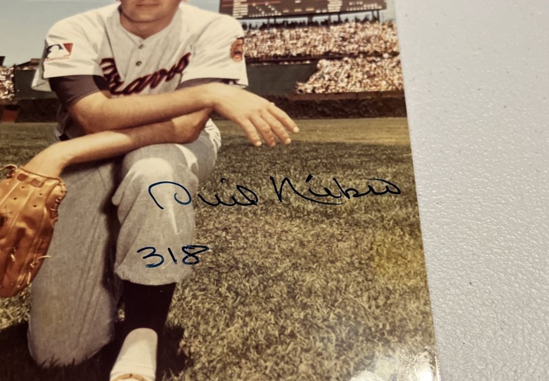 Phil Niekro Atlanta Braves MLB Autographed Signed 8x10 Photo JSA Auth. Script