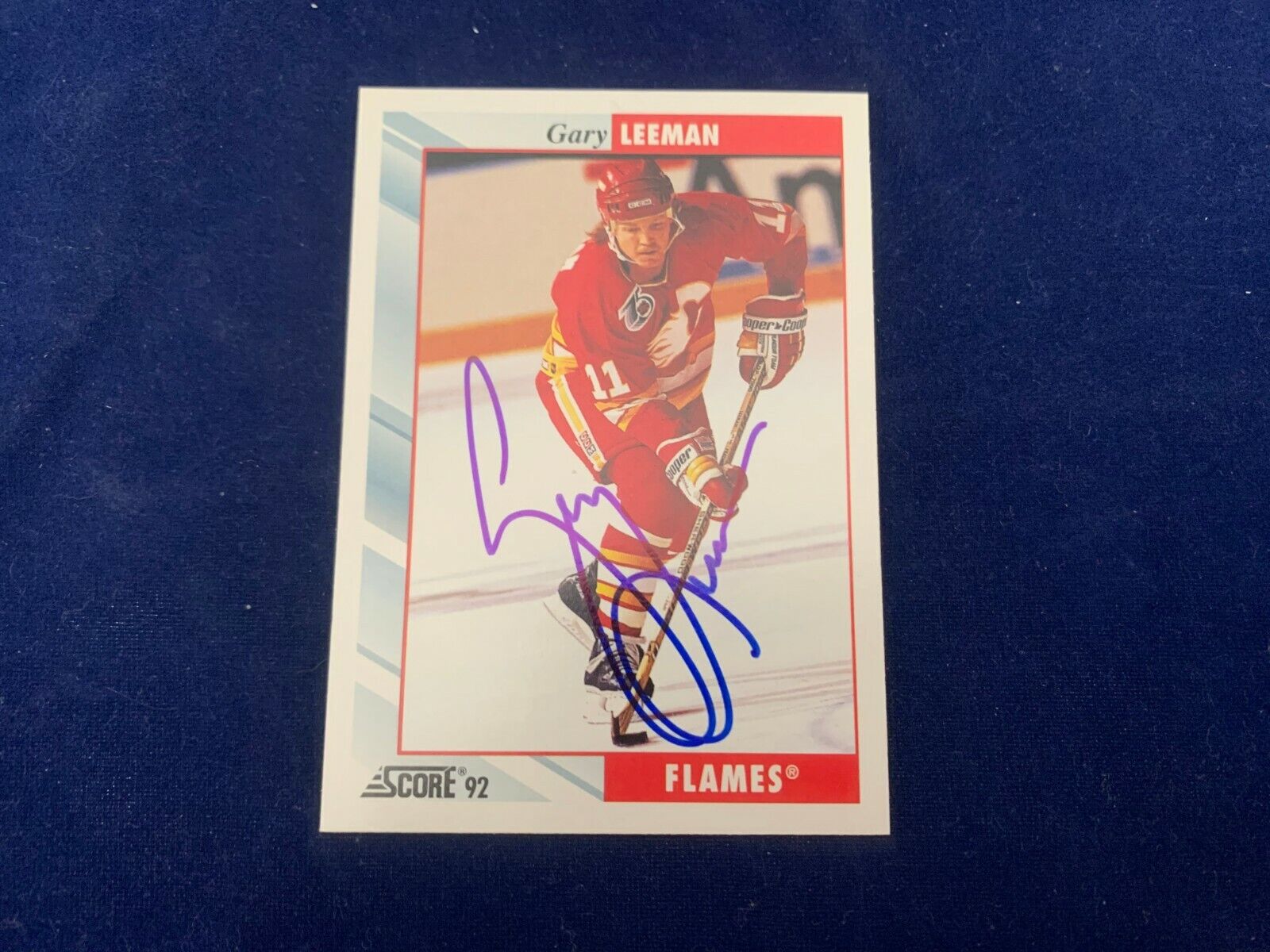 Gary Leeman Calgary Flames Hand Signed 1992 Score Hockey Card #171 NM