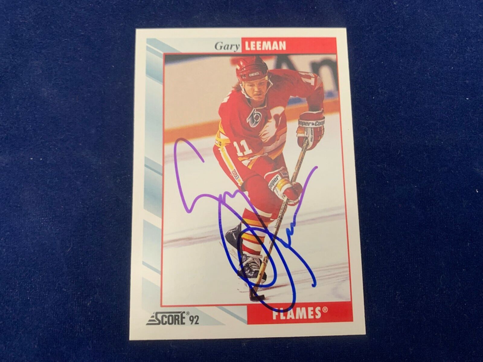 Gary Leeman Calgary Flames Hand Signed 1992 Score Hockey Card #171 NM