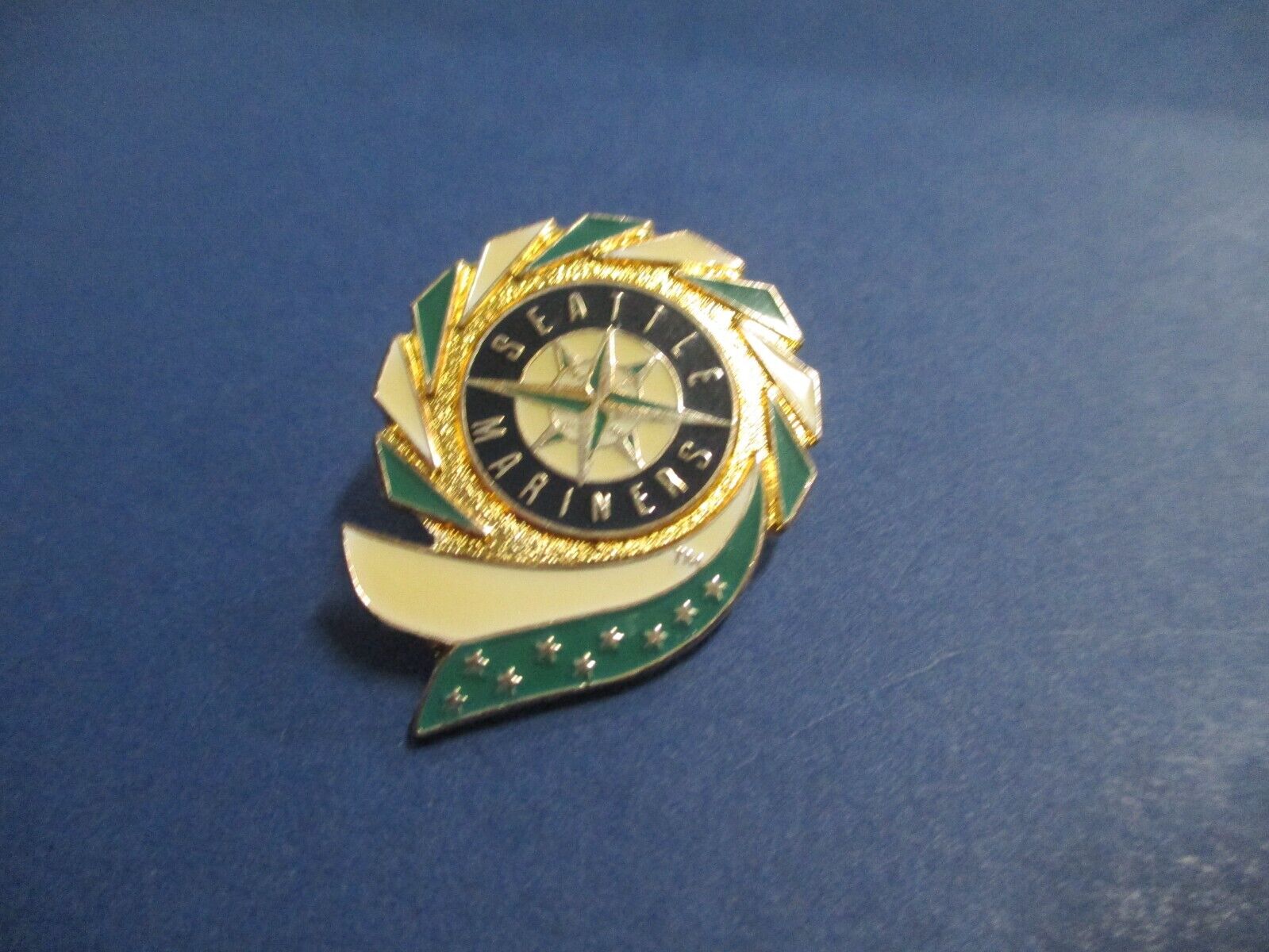 Seattle Mariners 1995 MLB Sports Pin Approx. 1.5 x 1.5 Inches