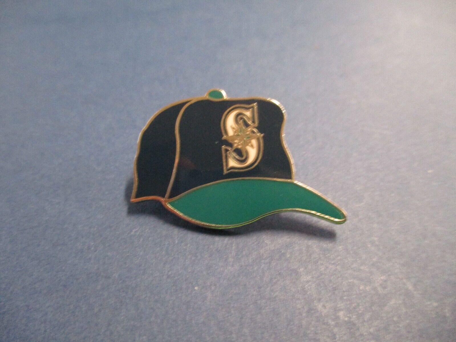 Seattle Mariners 1994 MLB Sports Pin  Approx. 1.5 x 1.5 Inches