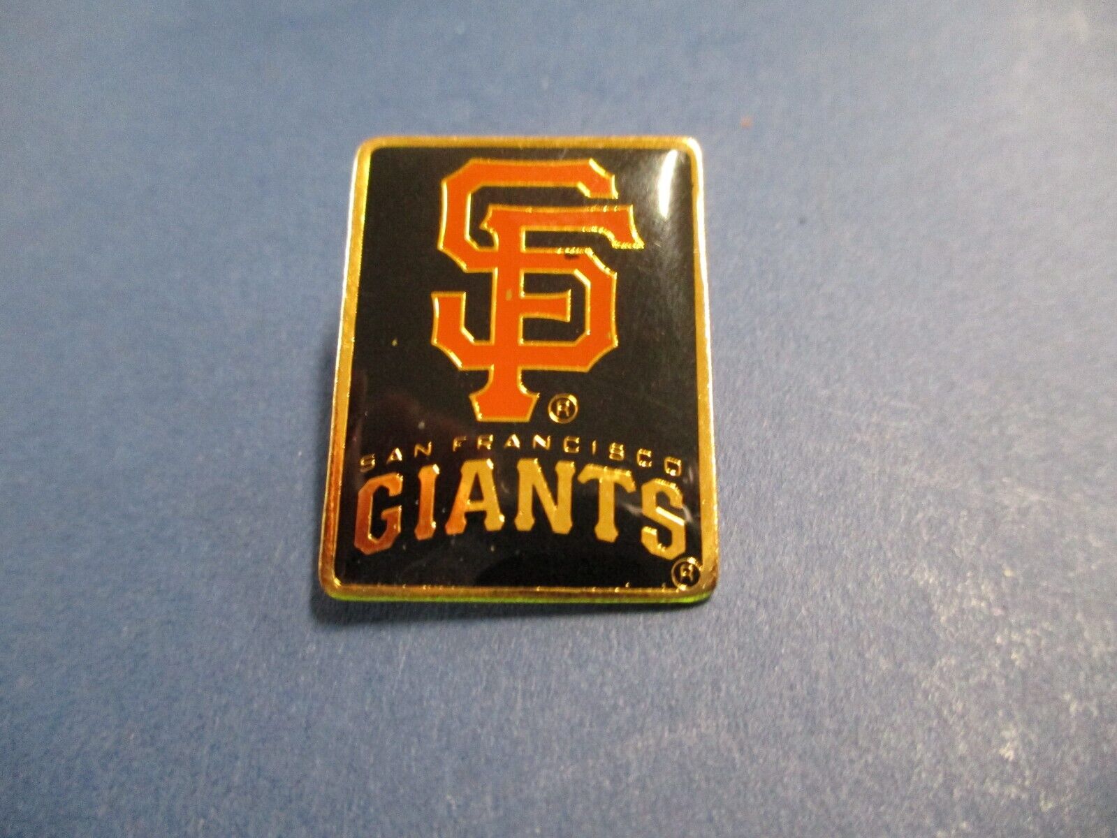 San Francisco Giants 1994 MLB Sports Pin  Approx. 1.5 x 1.5 Inches