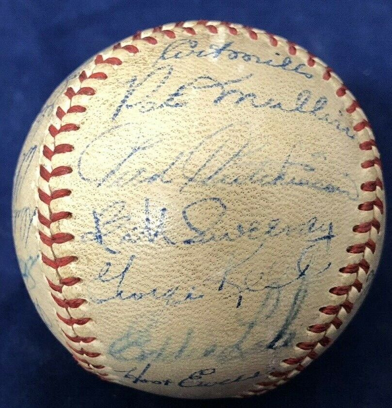 1948 Detroit Tigers Team signed baseball O'Neill Newshouser 25 autos Nice ball
