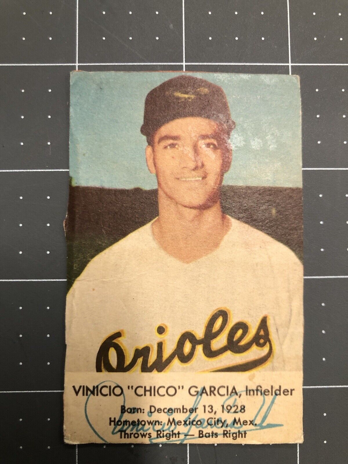 1954 Esskay Meats Vinicio Chico Garcia Orioles RARE Nice Card VG