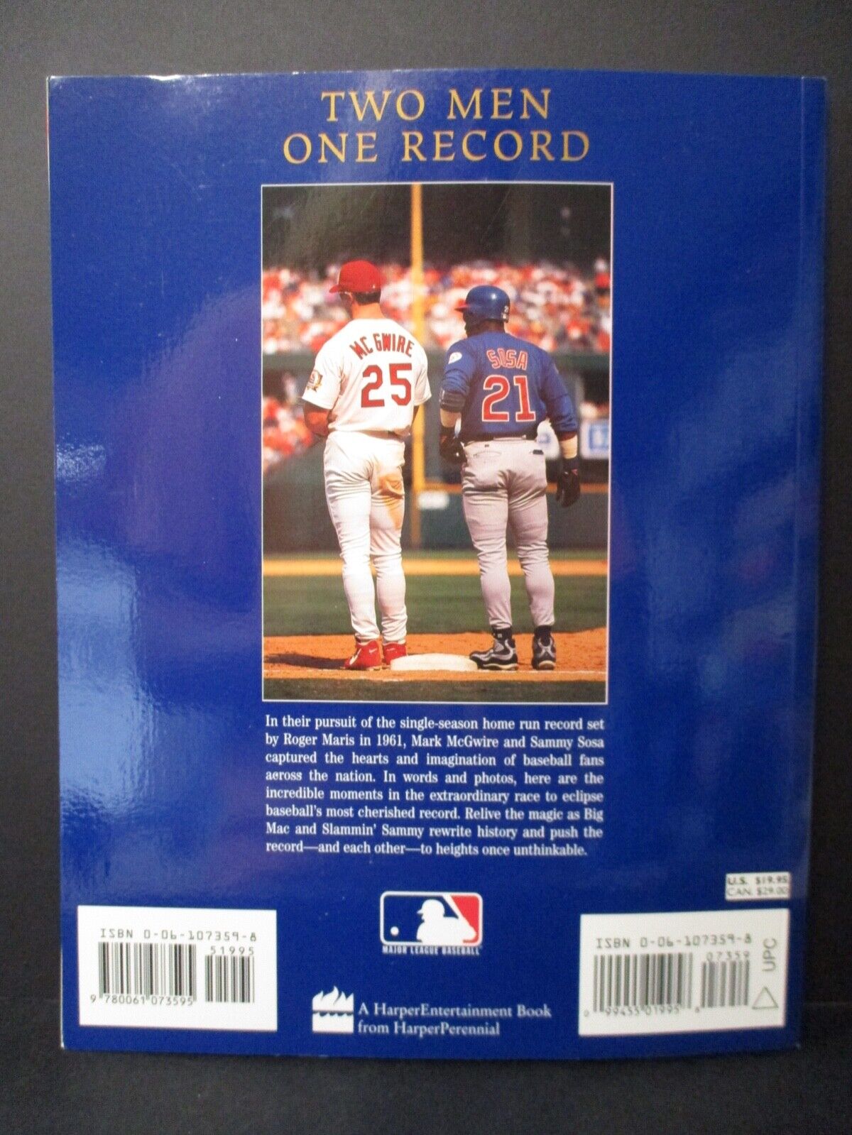 1998 Race for the Record The Great Homerun Chase MLB Commemorative Book NM