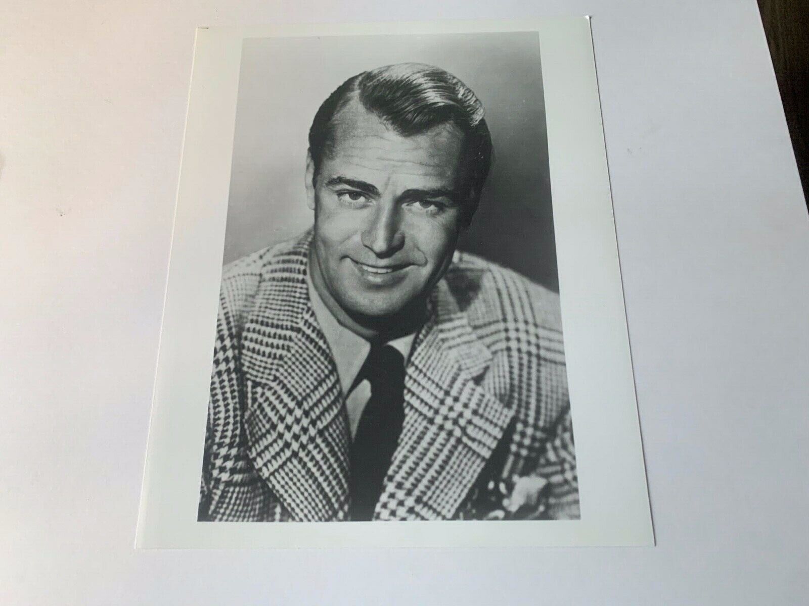 Alan Ladd Unsigned Vintage Publicity Photo Size 8x10 B&W Celebrity Photo