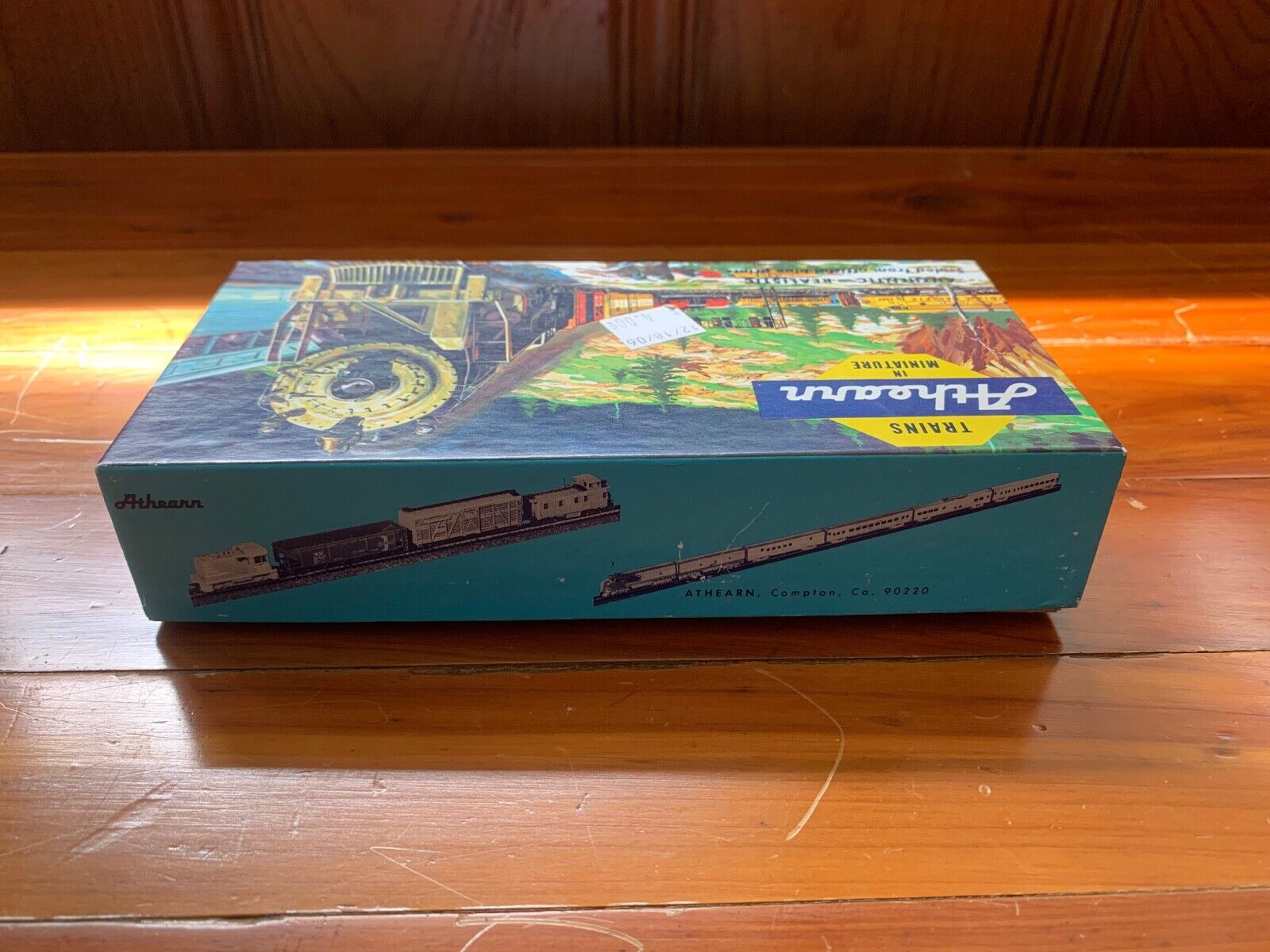 Athearn Trains Authentic Miniature New York NH Freight  new built in box