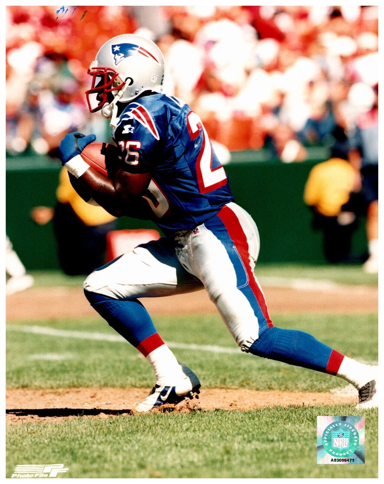 Chris Canty New England Patriots Photofile Unsigned 8x10 Hologram NFL Photo