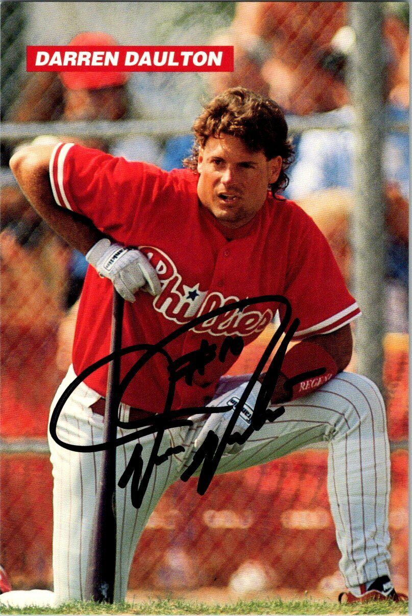 Darren Daulton 1995 Phillies Autographed Team Issued 4x6 Postcard Black Sharpie