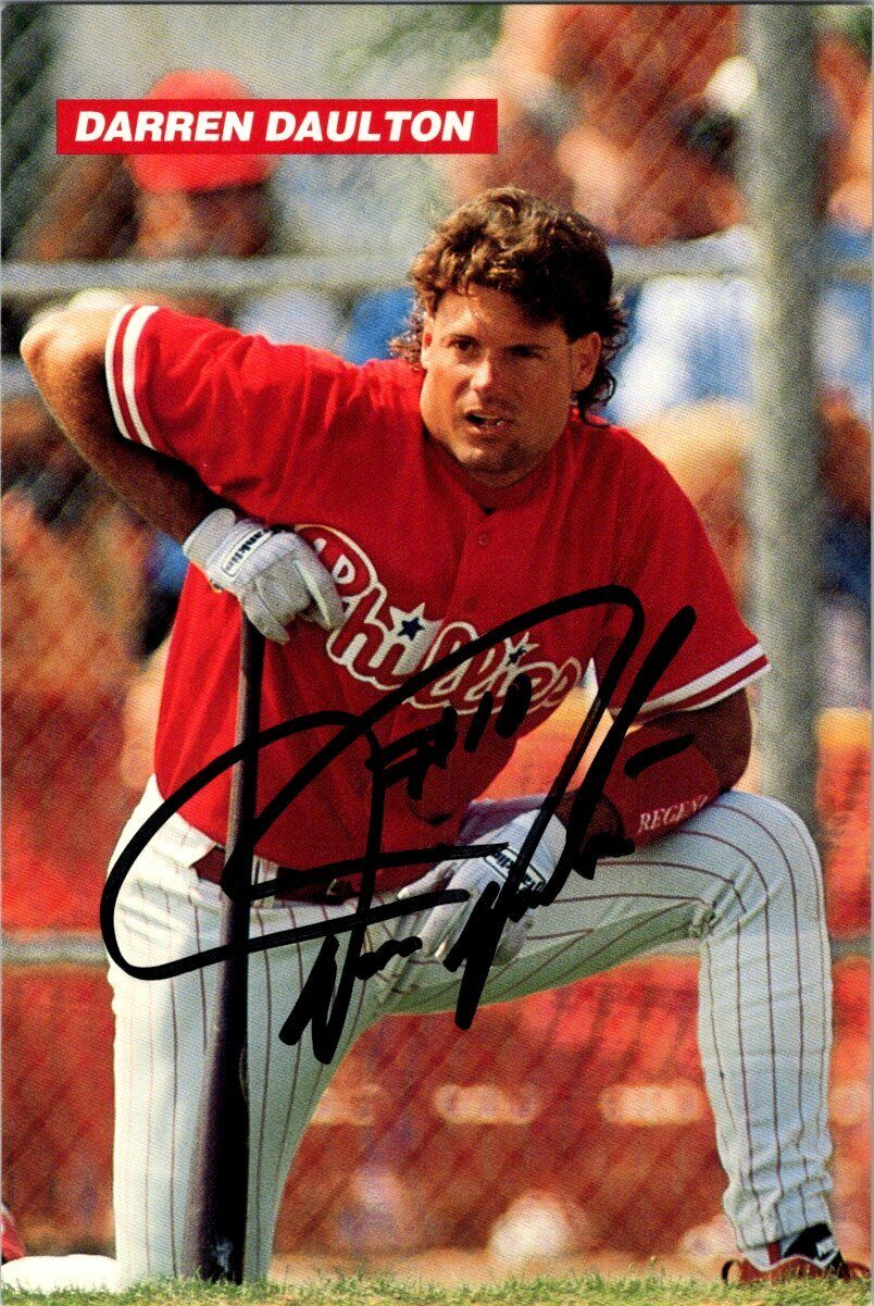 Darren Daulton 1995 Phillies Autographed Team Issued 4x6 Postcard Black Sharpie