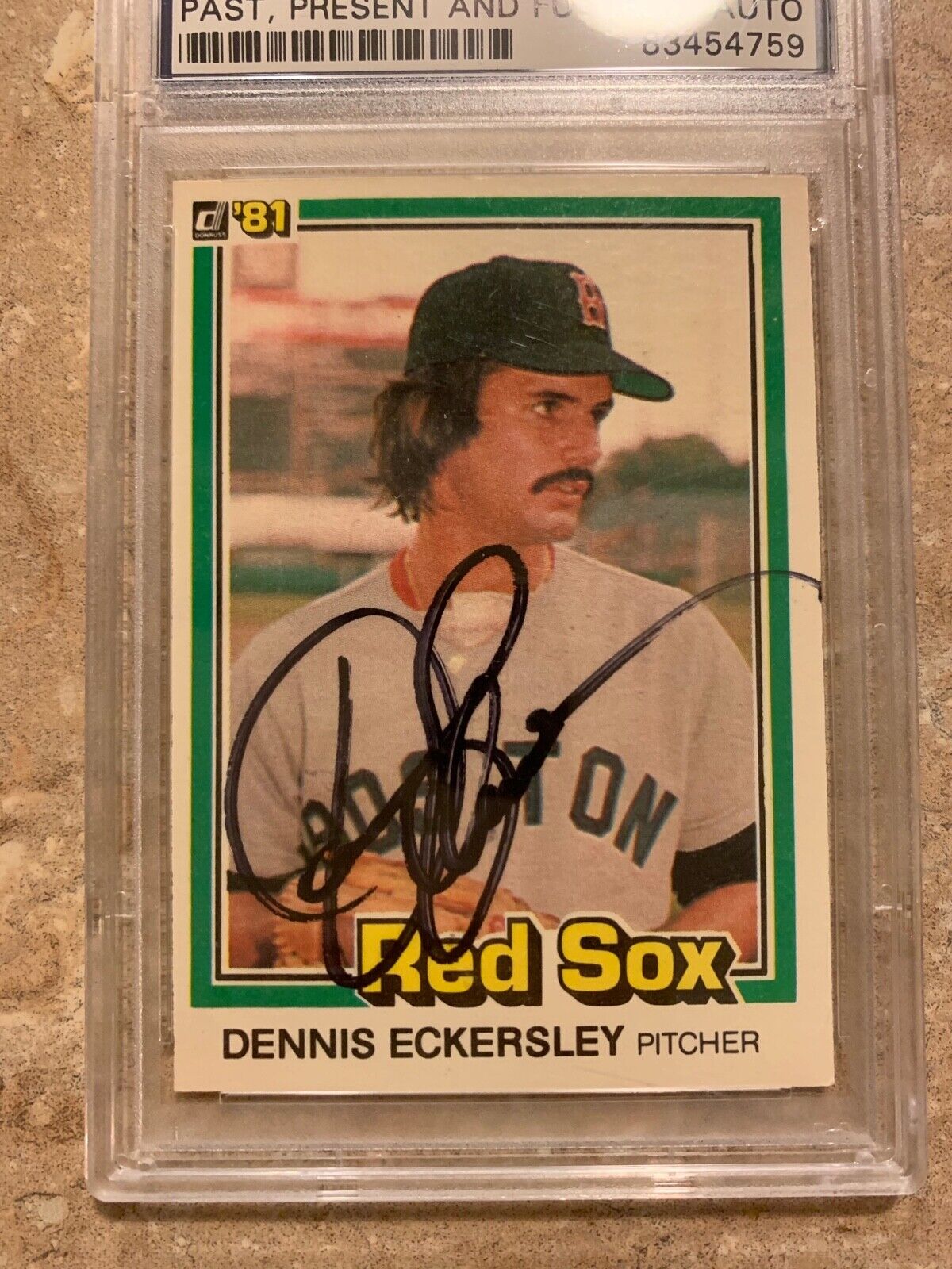 Dennis Eckersley Autographed 1981 Donruss Card 96 PSA Certified Slabbed