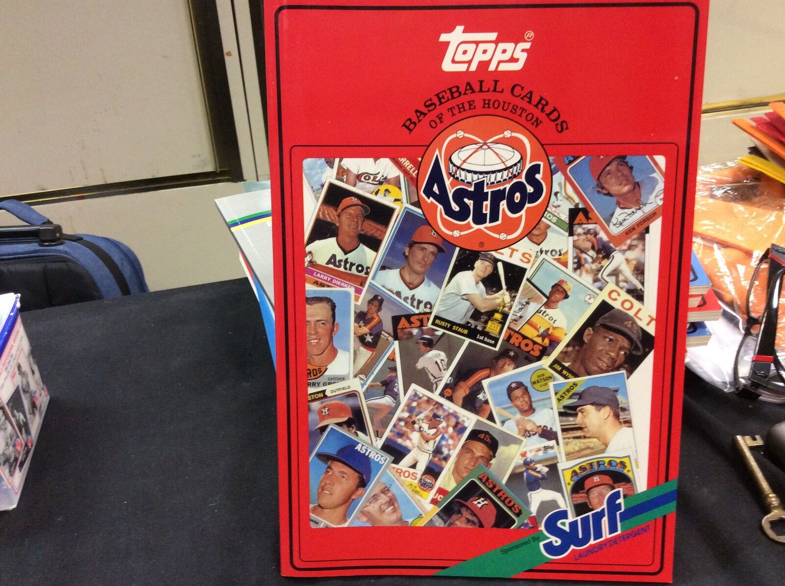 Houston Astros  1987 SURF Topps Baseball Card Book