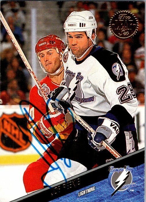 Joe Reekie Tampa Bay Lightning Hand Signed 1993-94 Leaf Hockey Card 234 NM