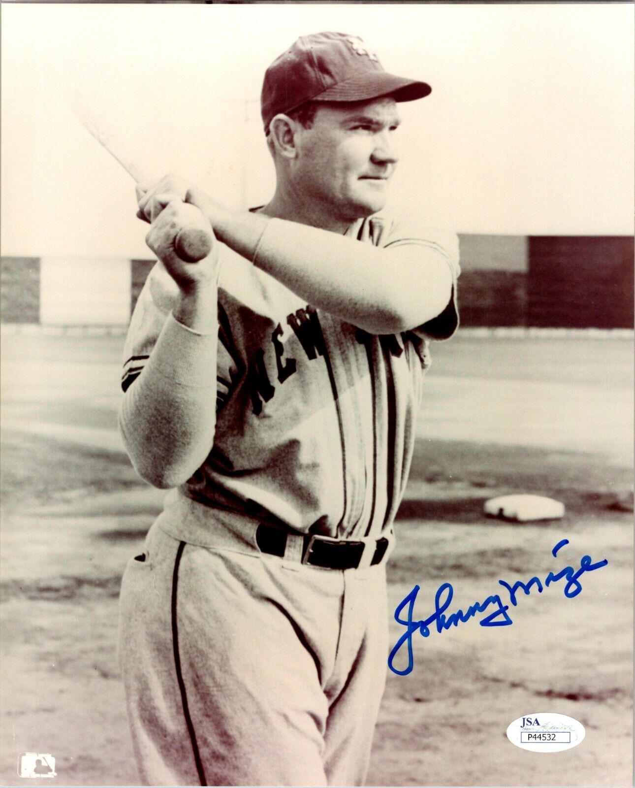 Johnny Mize New York Giants Hall Of Famer Signed 8x10 Photo with JSA COA