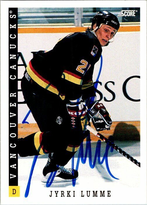 Jyrki Lumme Vancouver Canucks Hand Signed 1993-94 Score Hockey Card 134 NM