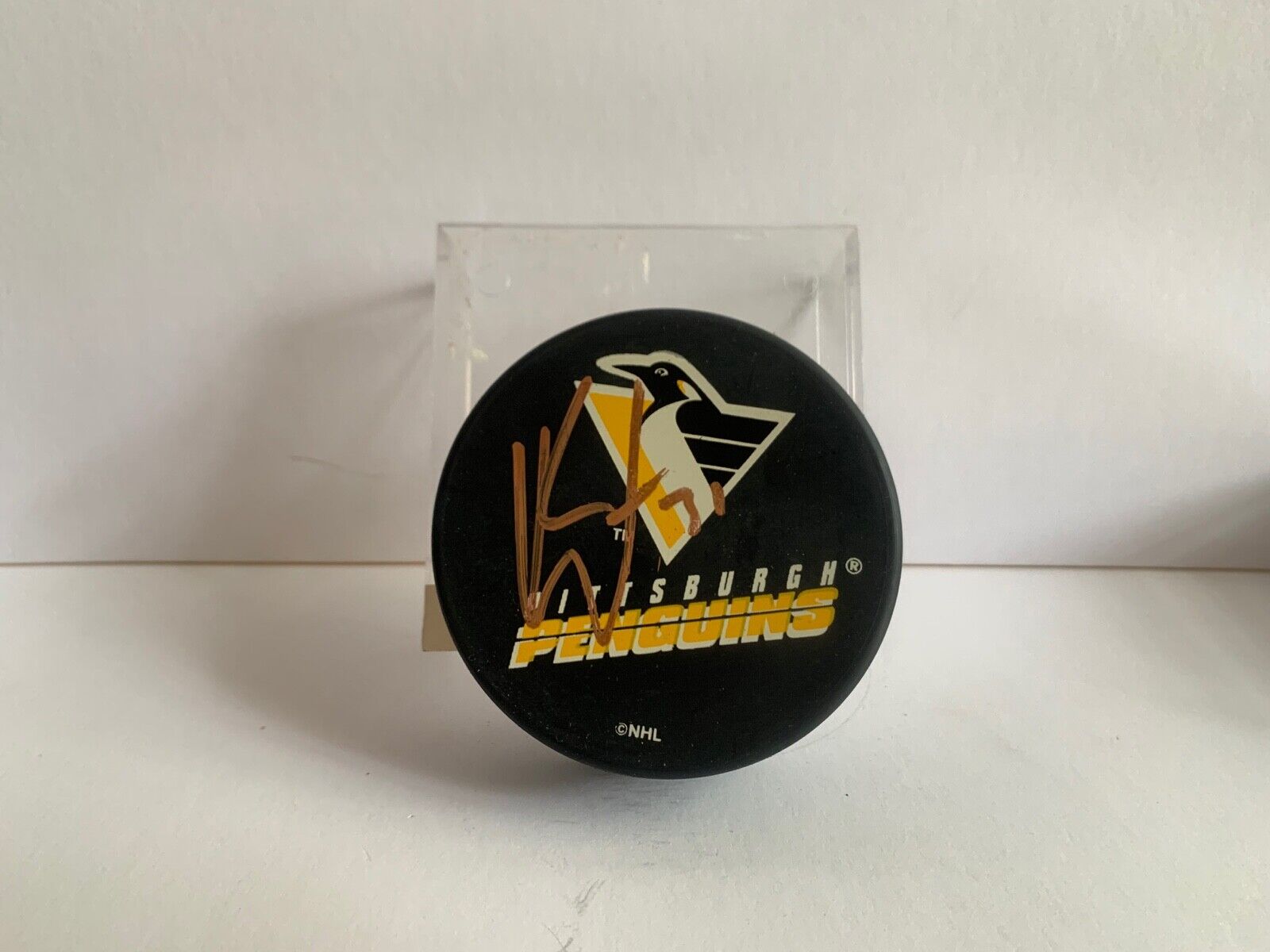 Ken Wreggett Pittsburgh Penguins Autographed Official NHL Hockey Puck Pens Logo