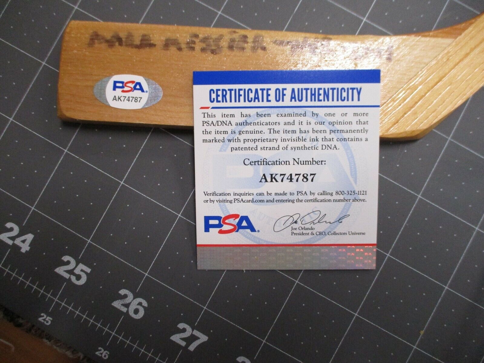 Mark Messier autographed Louisville Mini Stick 21inch  PSA AK74750
