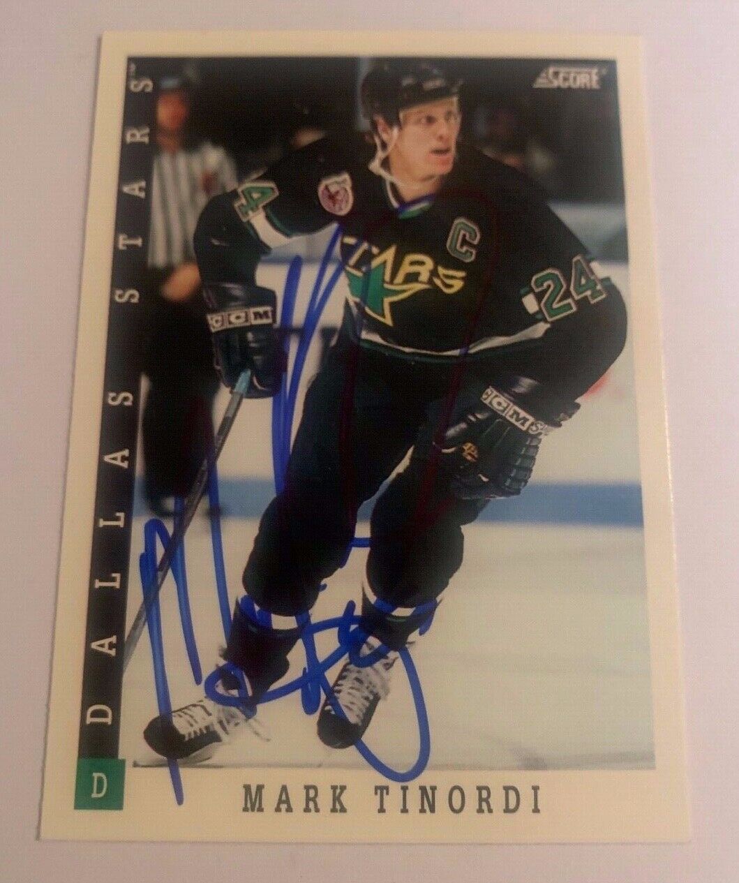 Mark Tinordi Dallas Stars Hand Signed 1993-94 Score Hockey Card 53 NM-MT