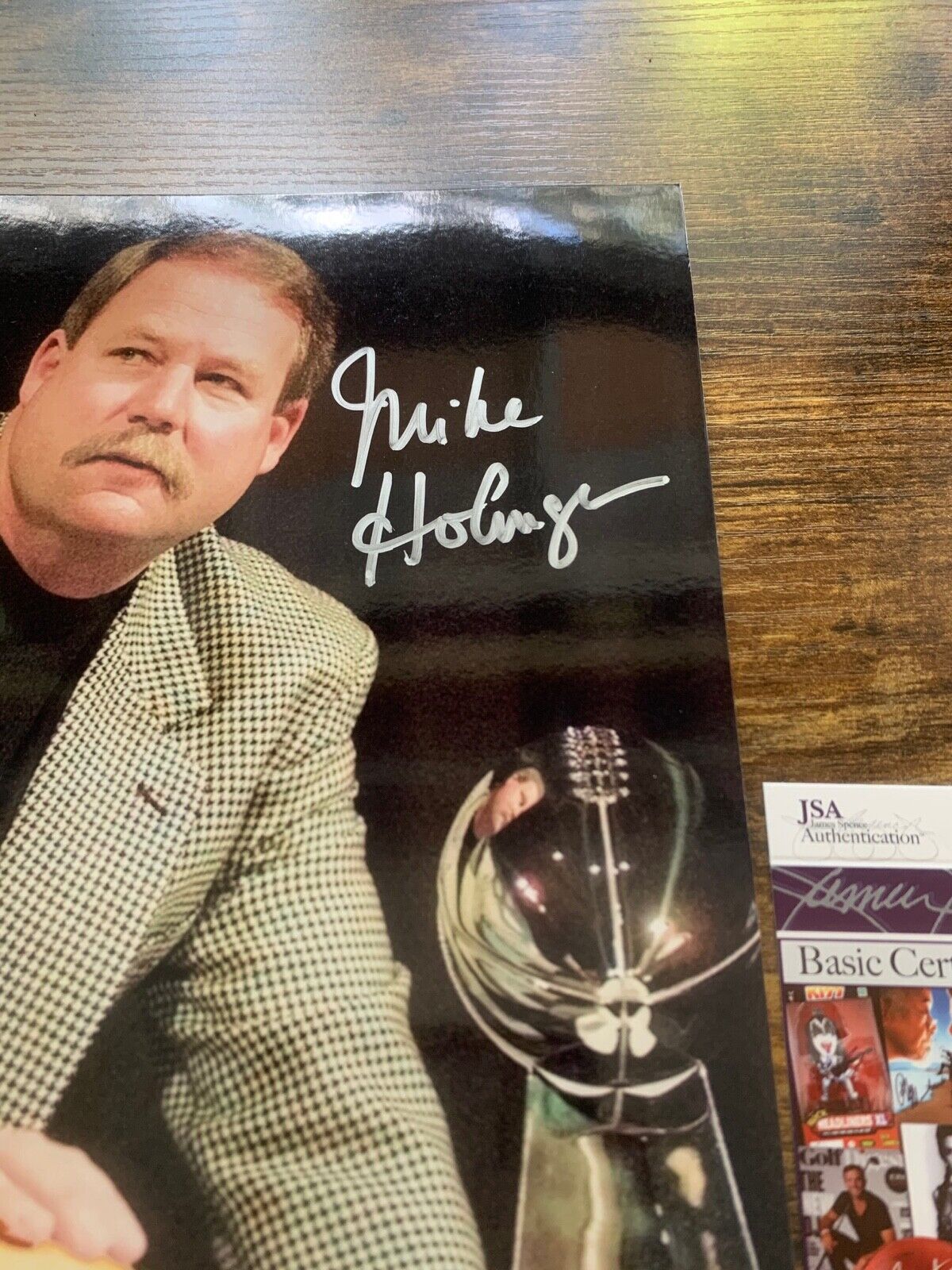 Mike Holmgren Packers Autographed 8x10 super bowl trophy photo w/ JSA R02461