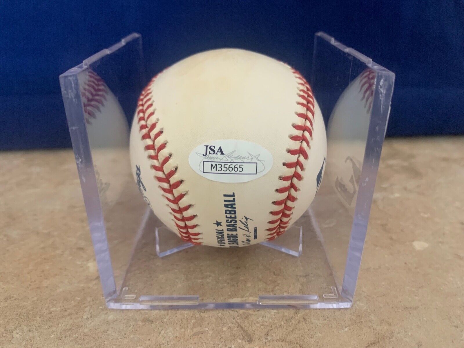 Mike Schmidt Philadelphia Phillies Autographed Rawlings Baseball JSA COA M35665