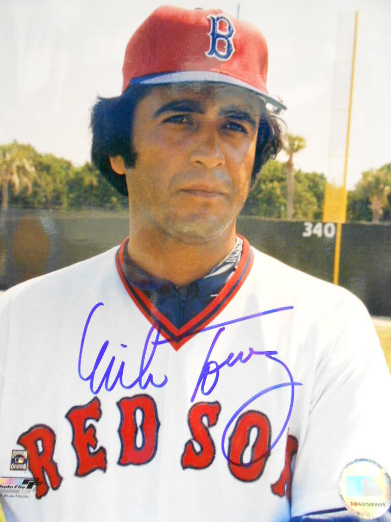 Mike Torrez Boston  Red Sox  autographed 8x10 color photo